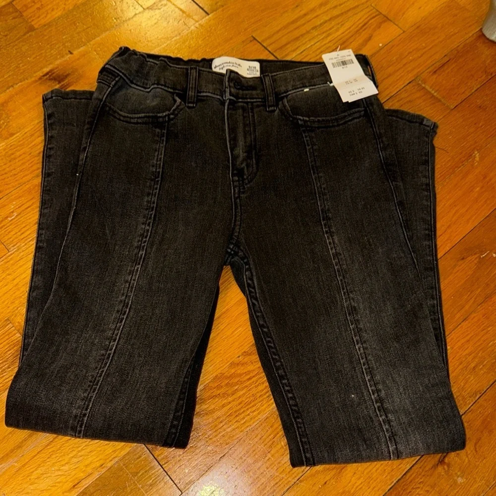 NWT Abercrombie kids A&F Abercrombie & fitch kid/girl/youth high rise flare jean